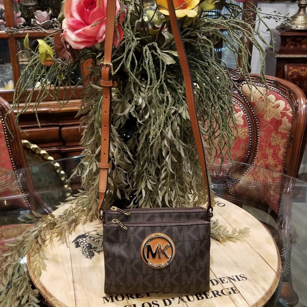 Michael Kors Large Fulton Brown Signature Logo Crossbody Organizer Bag